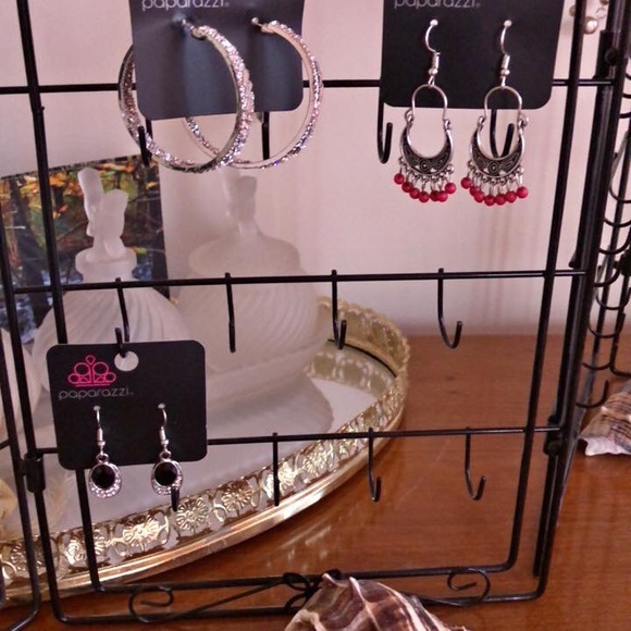 Paparazzi - Picture 7 of 8